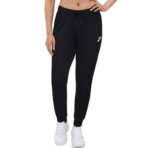 Nike Essential Fleece Joggers